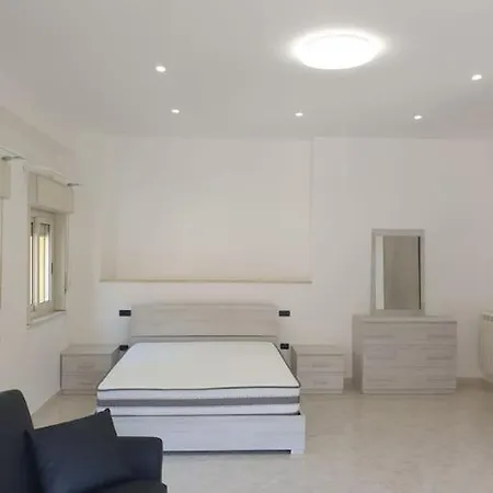 Apartment Pia *